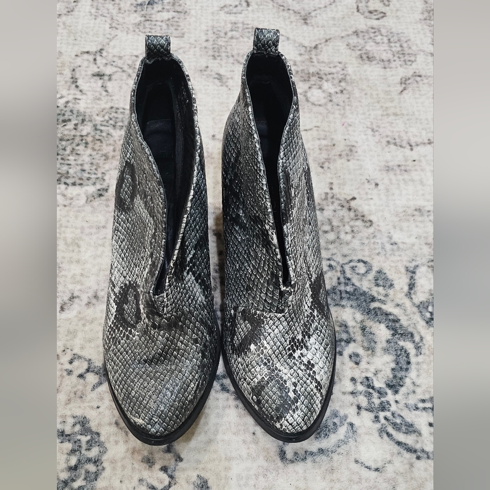 Snakeskin Patterned Ankle Boots